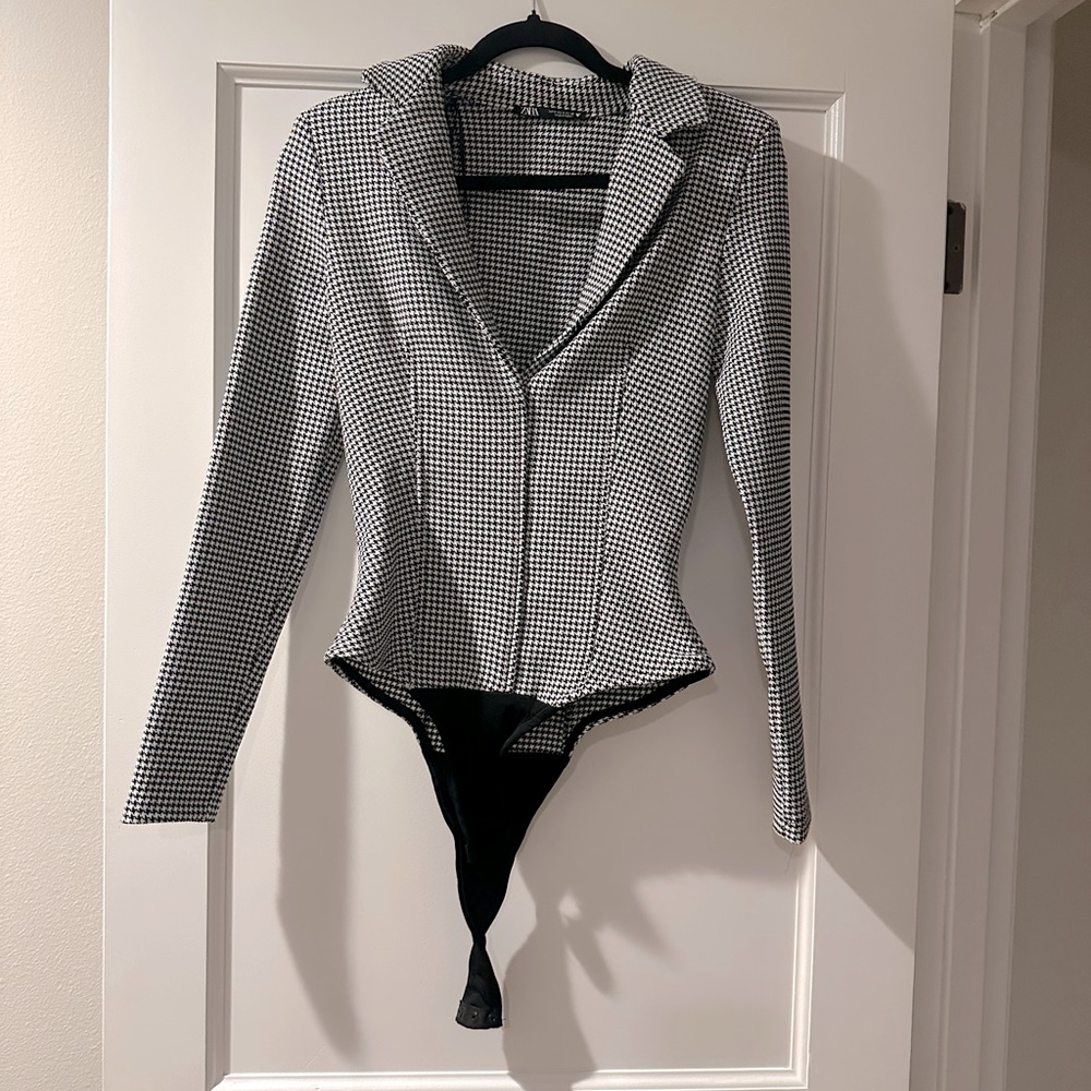 Zara black and white bodysuit